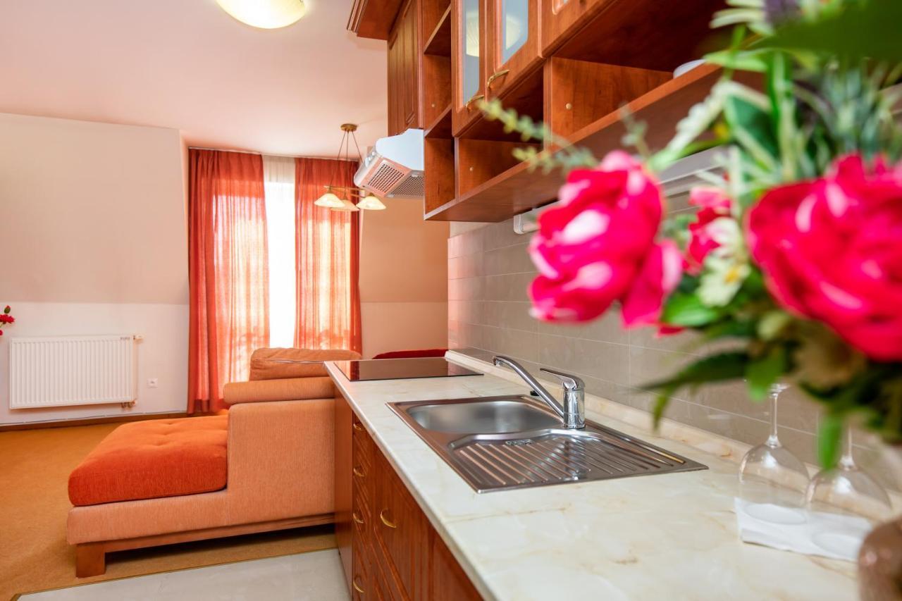 ז'ילינה Hotel Boss מראה חיצוני תמונה