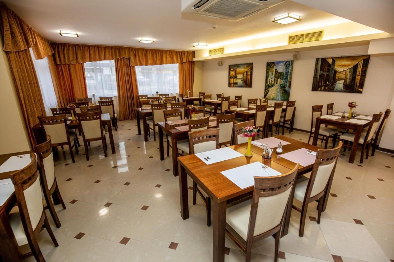 ז'ילינה Hotel Boss מראה חיצוני תמונה
