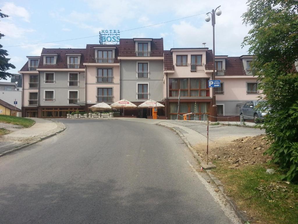 ז'ילינה Hotel Boss מראה חיצוני תמונה